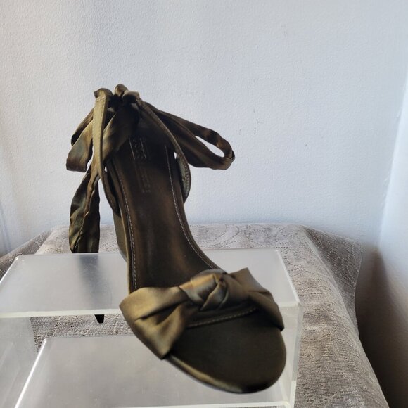 (NWT) ASOS Olive Green Satin Ankle Strap Block Heels Shoes (Size: 8) - Picture 2 of 10